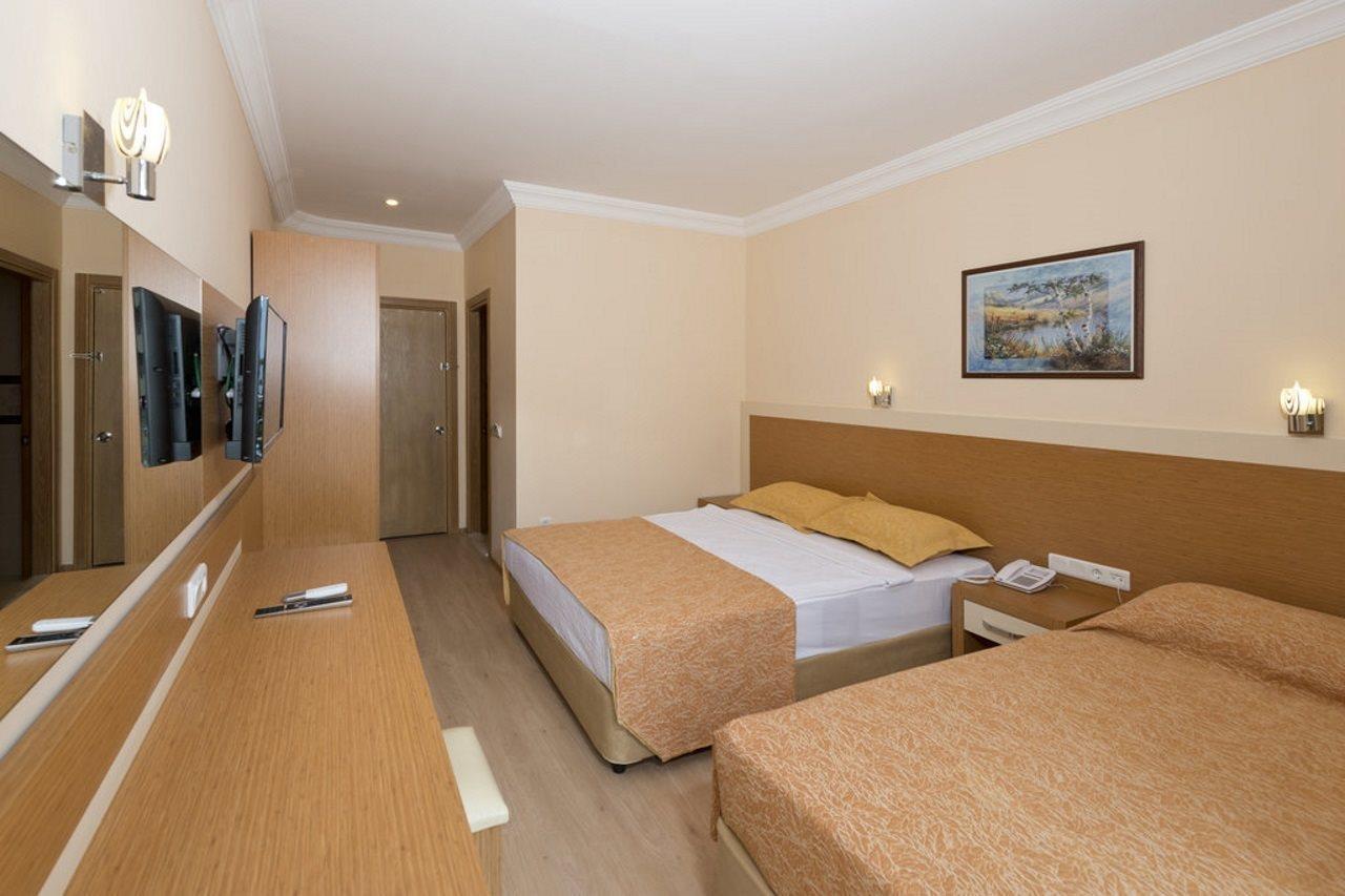 Grand Ati̇Lla Hotel Аланія Екстер'єр фото